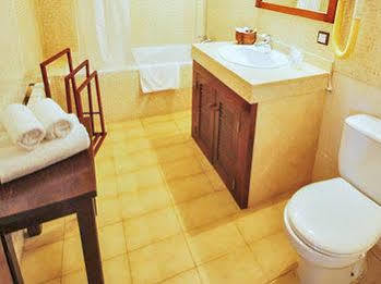 Finca Hotel Predio Son Serra Can Picafort  Exteriör bild